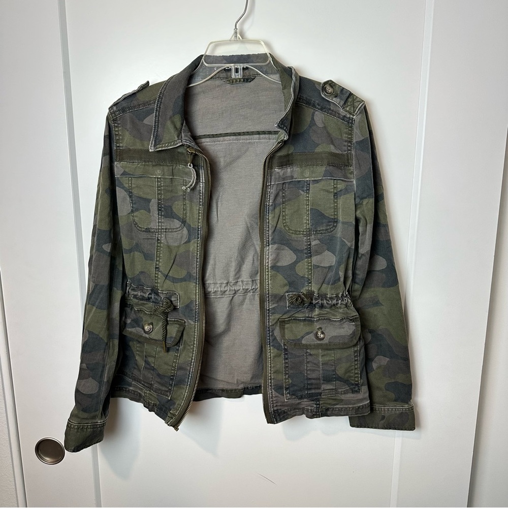 Express Camo Print Utility Jacket - image 2